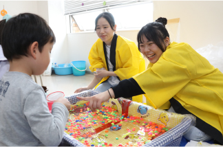 子ども向け遊び広場